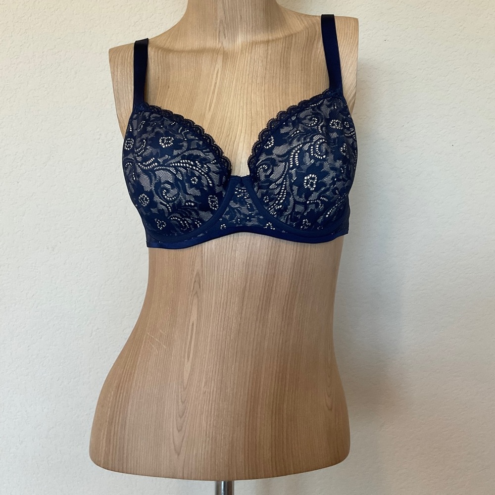 Soma EUC Enticing Lift Full Coverage Navy Lace Bra Nude Background 34D - Picture 6 of 16